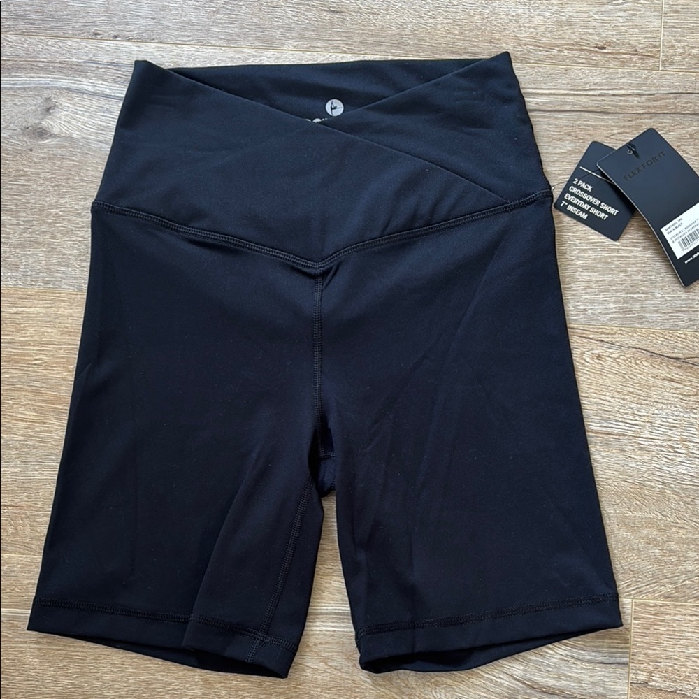 90 Degree By Reflex Black Bike Shorts with Stretchy Fabric